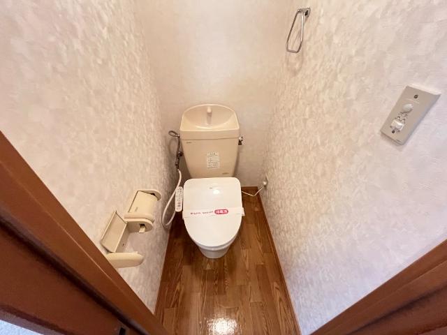 トイレ　シャワー付トイレ