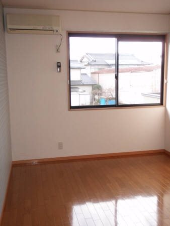 居室・リビング　画像は201号室です（参考）