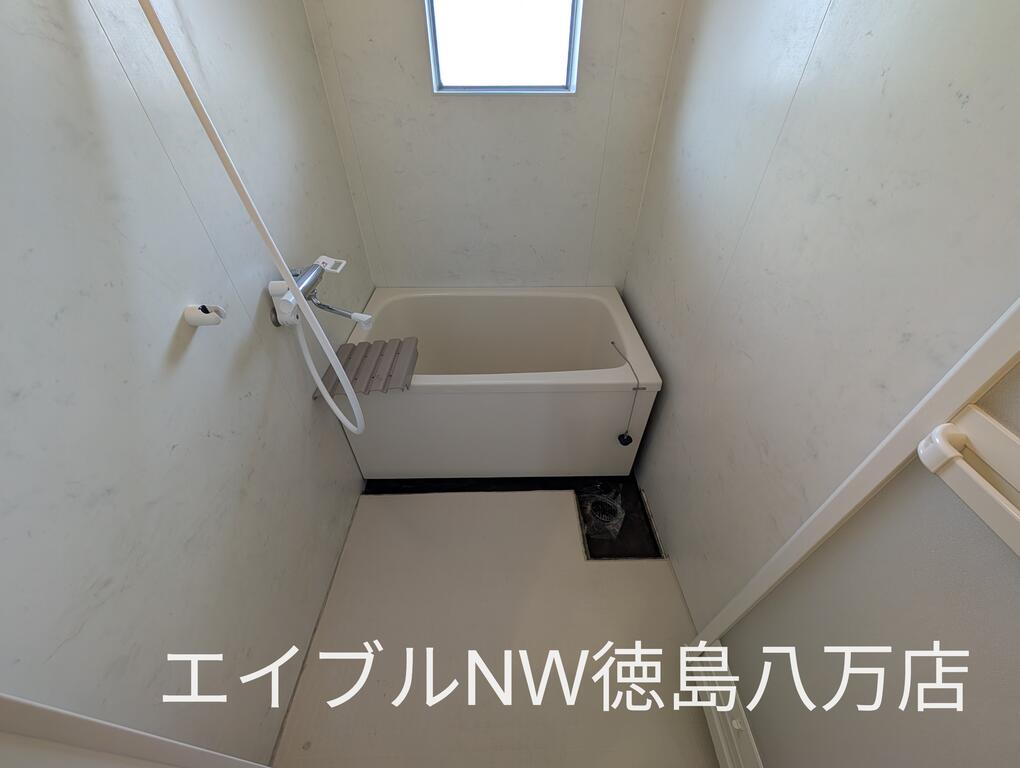 バス・シャワールーム　別室転用