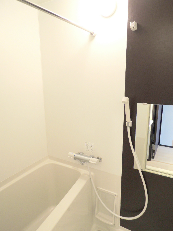 バス・シャワールーム　バスルーム
