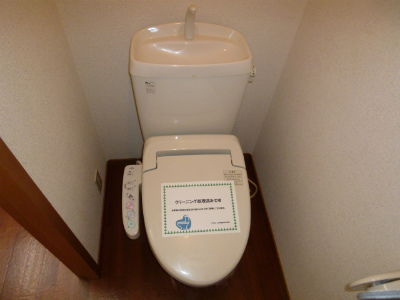トイレ　ウォシュレット付きトイレ