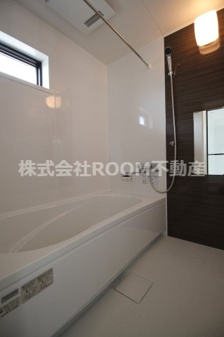 バス・シャワールーム　ゆったり過ごせるお風呂です