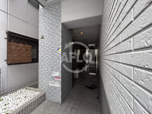 エントランス　シャネル新大阪　エントランス