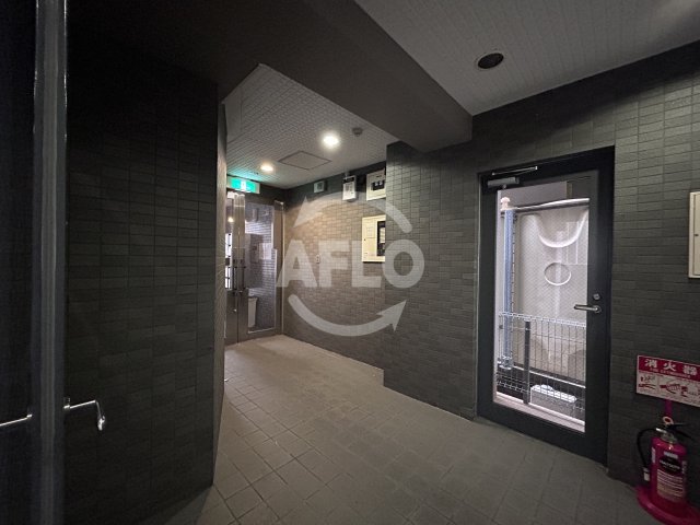 ロビー　シャネル新大阪　ロビー