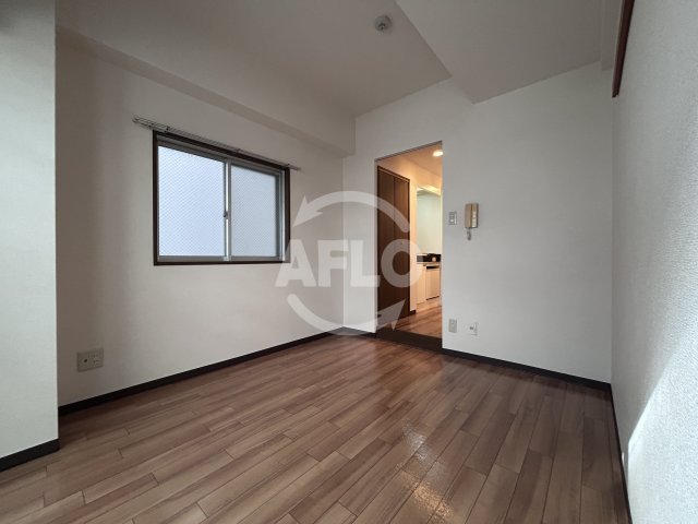 居室・リビング　シャネル新大阪　リビング