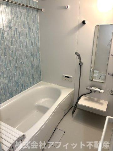 バス・シャワールーム　追い焚き機能付き