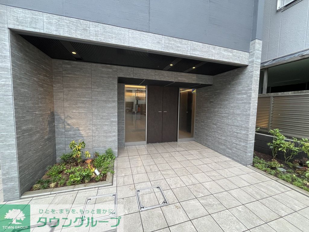 エントランス　エントランス