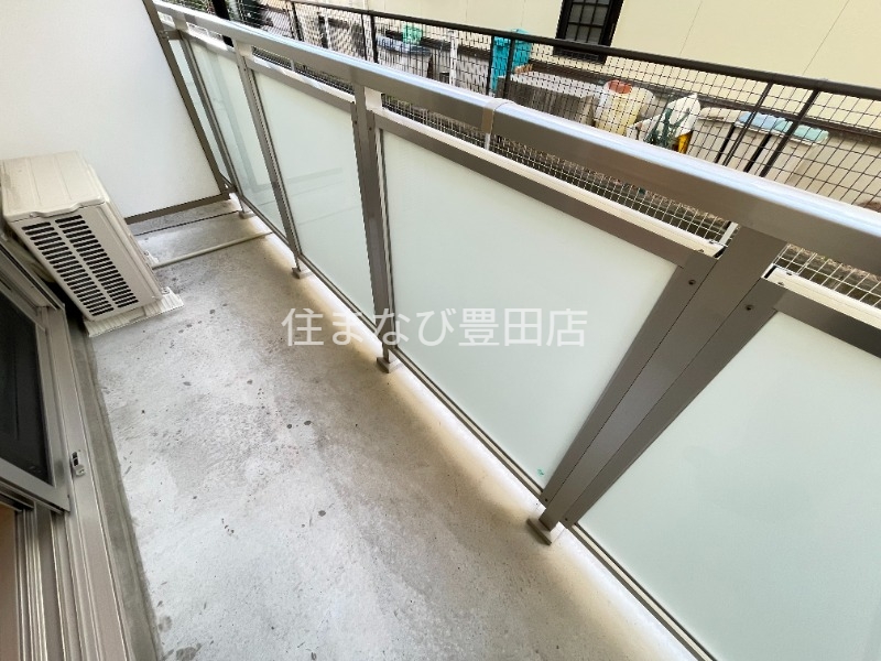 バルコニー　同型別部屋写真