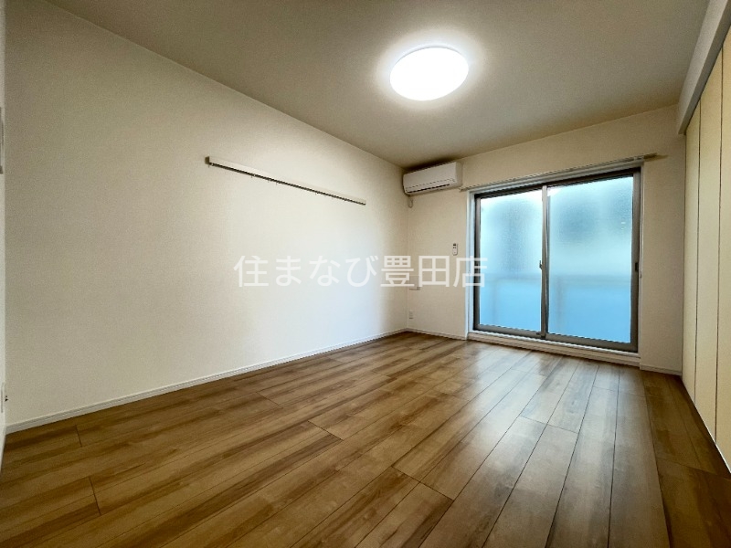 居室・リビング　同型別部屋写真