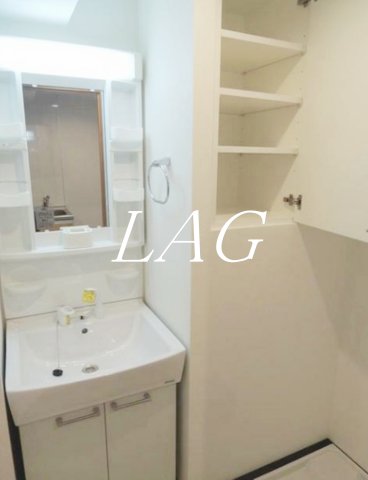 洗面設備　独立洗面台です。