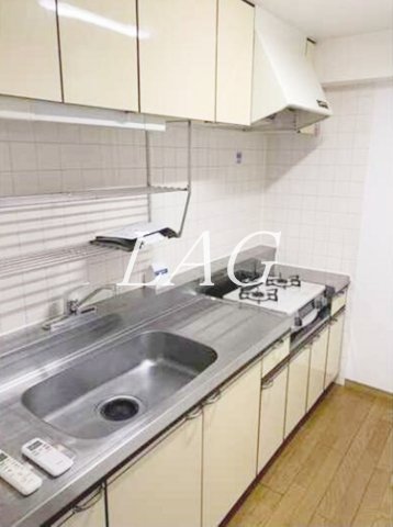 キッチン　キッチンです。