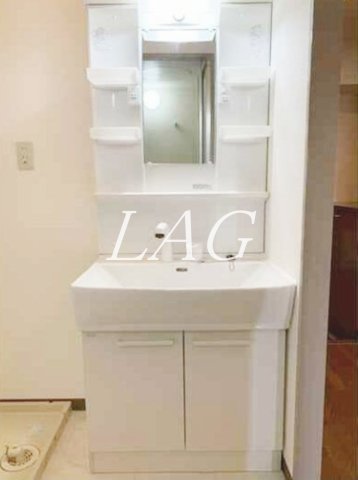 洗面設備　洗面台です。