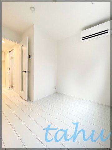 居室・リビング　同仕様　別部屋参考写真