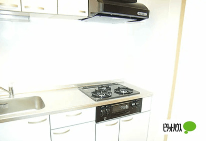 キッチン　※別部屋参考写真