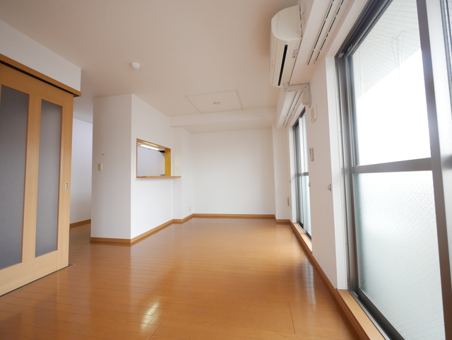 居室・リビング　★広々としたリビングです★