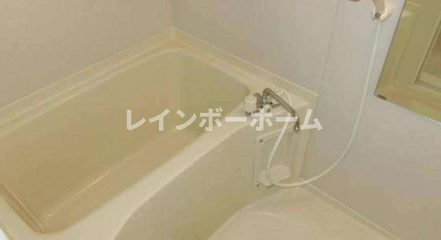 バス・シャワールーム　日々の疲れを癒すお風呂付です