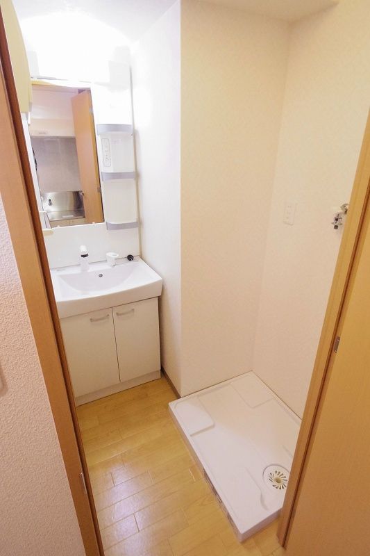 洗面設備　同仕様写真