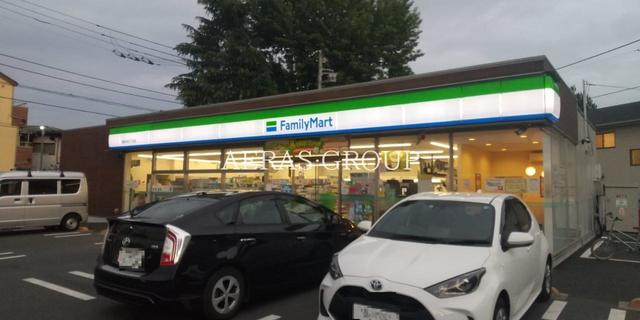 コンビニ　ファミリーマート 練馬中村三丁目店（コンビニ）まで198m
