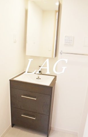 洗面設備　洗面台です。