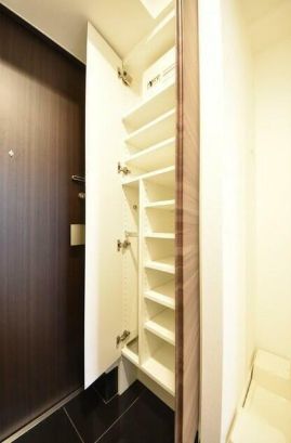 玄関　※別室参考写真