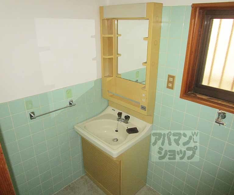 洗面設備　室内の写真です。