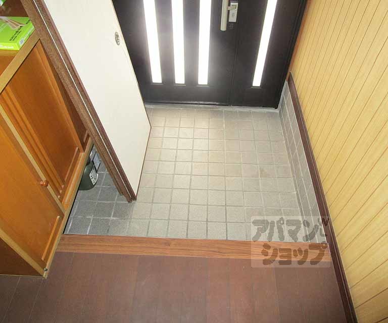 玄関　室内の写真です。