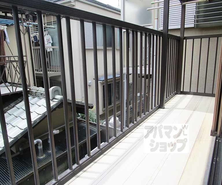 バルコニー　室内の写真です。