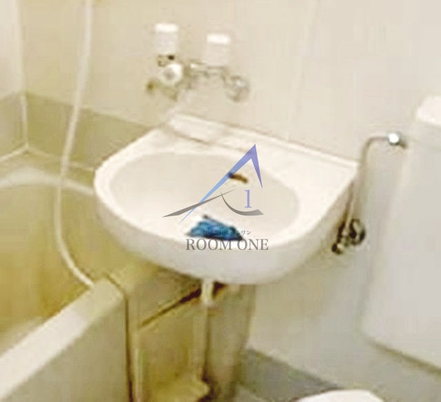 洗面設備　洗面台です。