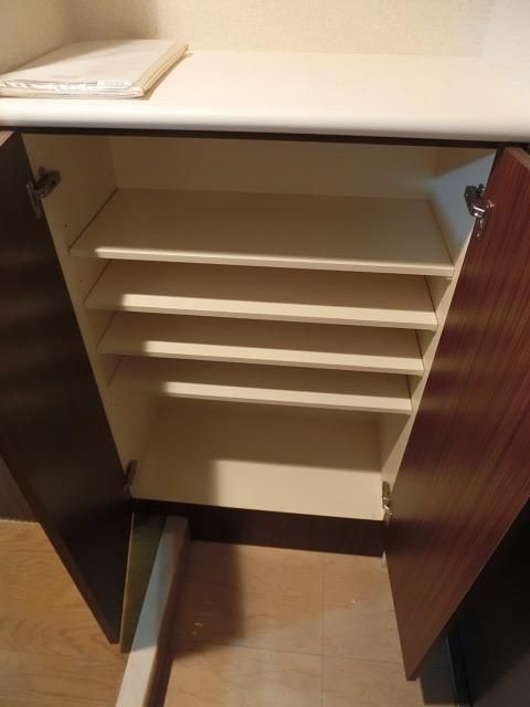 収納　シューズボックス★