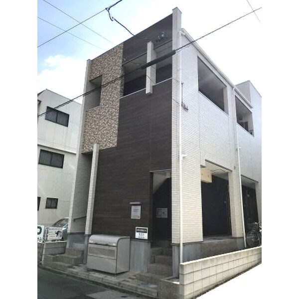 建物外観　外観　デザイナーズ　光インターネット無料