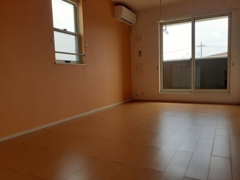 居室・リビング　図面と現状に相違がある場合には現状を優先