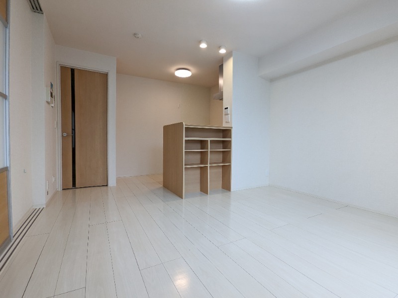 居室・リビング　図面と現状に相違がある場合には現状を優先