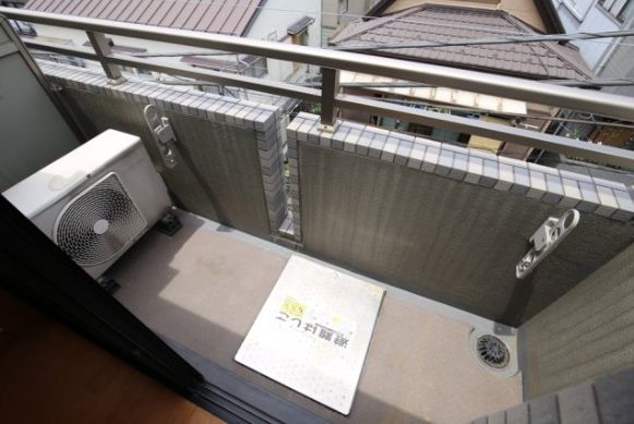 バルコニー　ルーブル早稲田参番館
