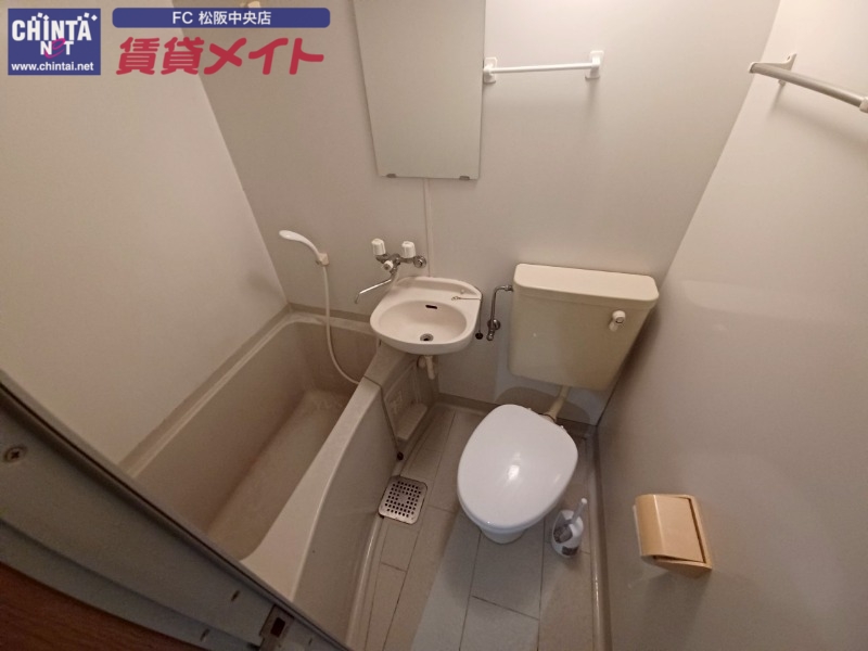 バス・シャワールーム　別部屋参考写真です