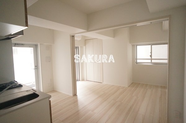 居室・リビング　開放感のあるゆったりとしたお部屋です♪
