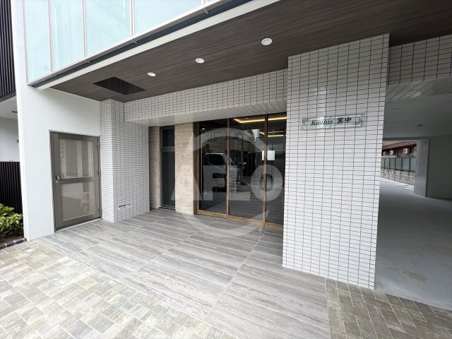 エントランス　カウニス巽中　エントランス