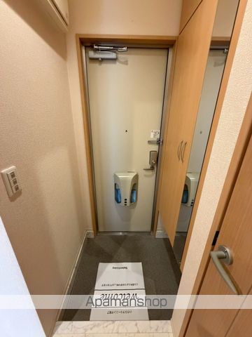セゾン静の玄関写真