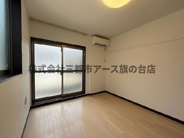 居室・リビング　レオネクストかず