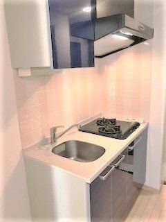 キッチン　※同タイプの別のお部屋です。