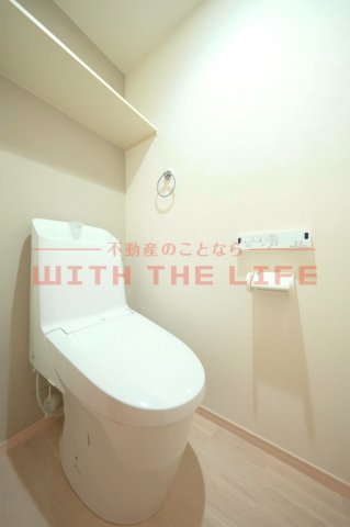 トイレ　落ち着いたトイレです