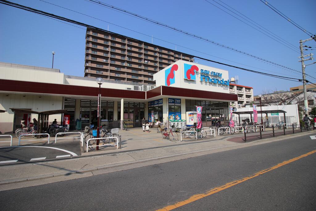 スーパー　万代旭高殿店（スーパー）まで354m