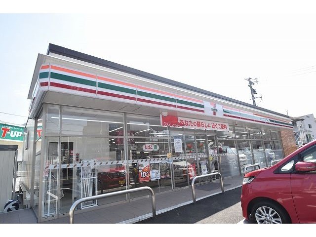 コンビニ　セブンイレブン　広島大原駅前店（コンビニ）まで500m