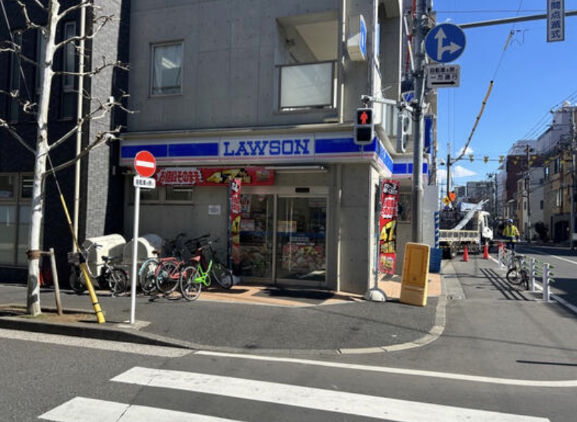 コンビニ　ローソン墨田石原二丁目店（コンビニ）まで36m