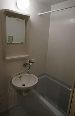 バス・シャワールーム　別部屋の画像を使用しております。