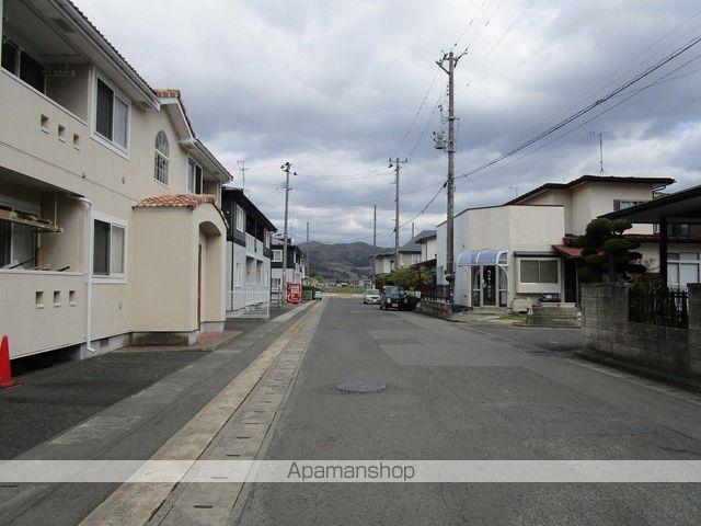 その他　周辺道路（その他）まで0m