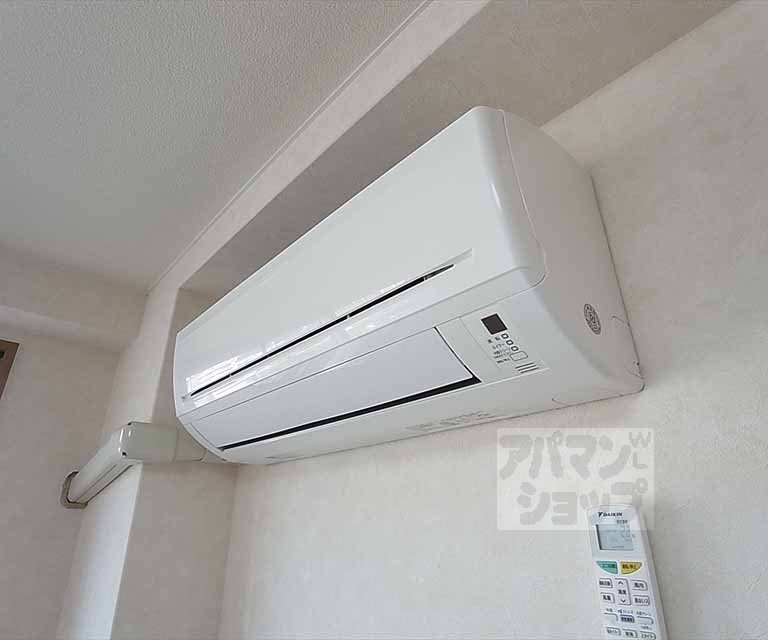 その他設備　エアコン装備