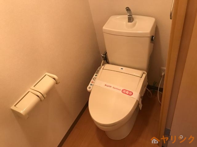 トイレ　トイレ