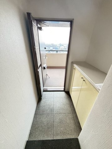 玄関　別号室の写真です。ご参考までに
