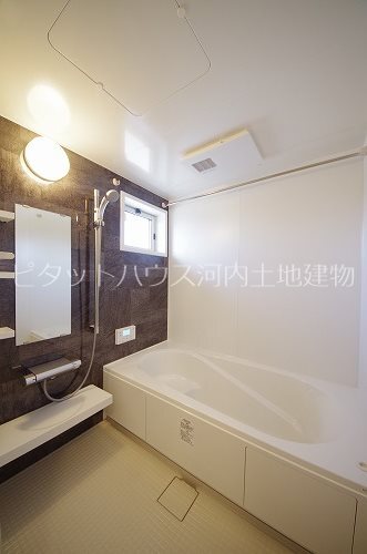 バス・シャワールーム　追い焚き・乾燥付き