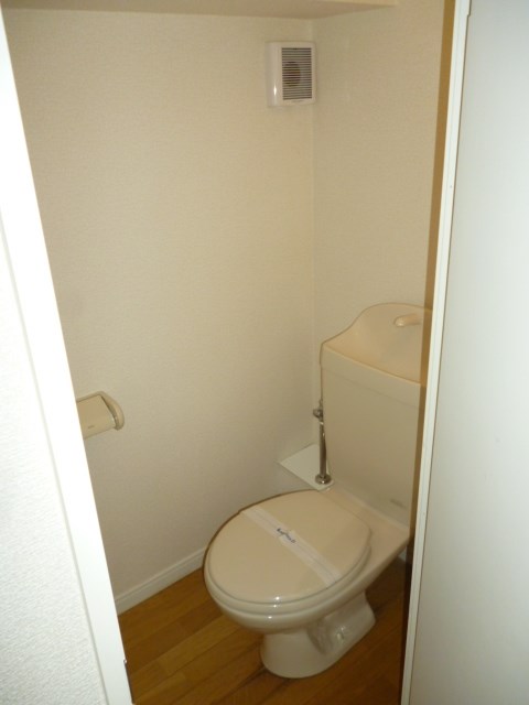 トイレ　快適にお使いいただけるトイレです。